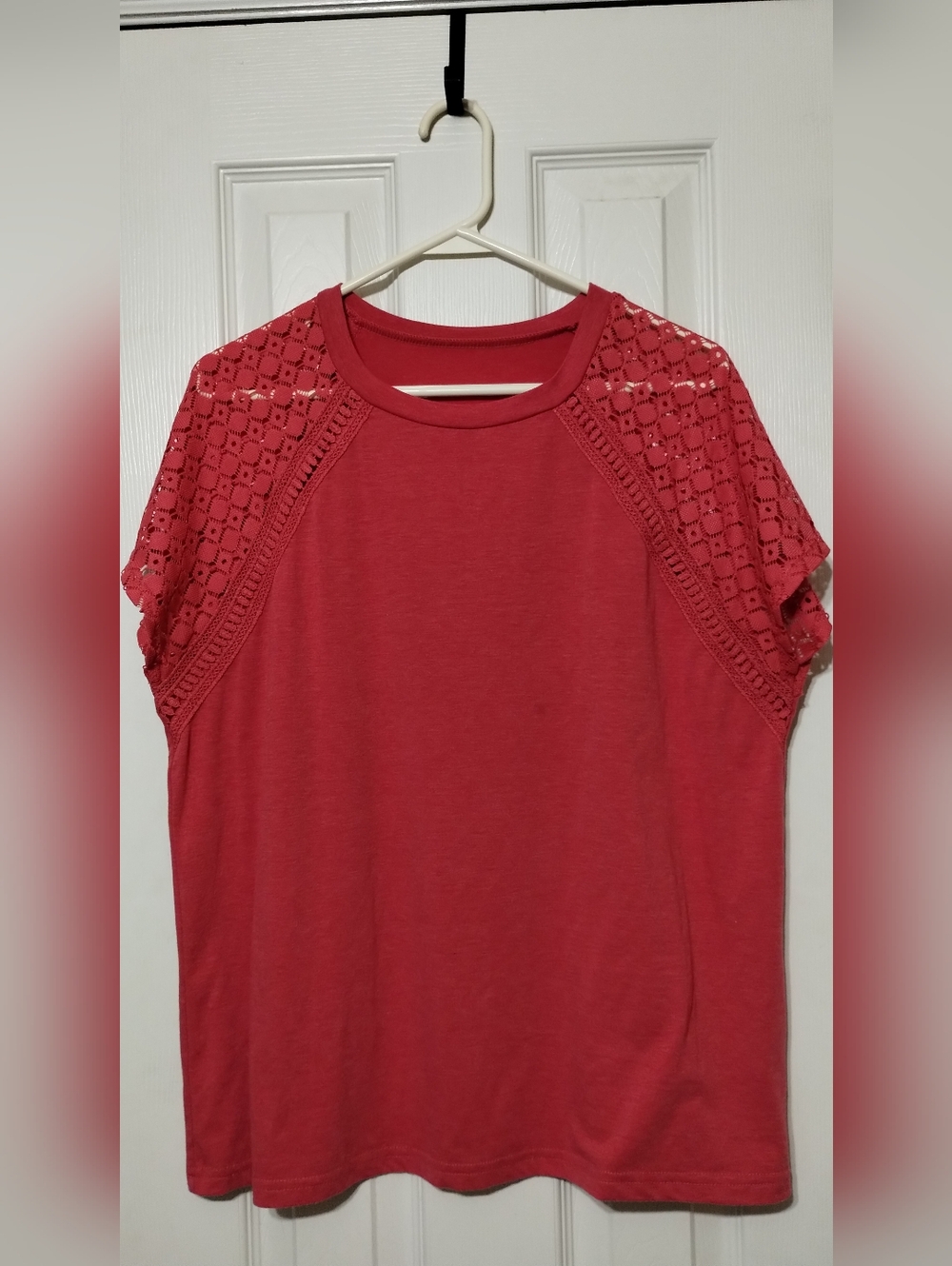 Women's Size XXL Lace Sleeve Tee - Pink Coral